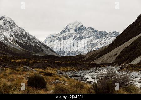 Die ikonischen Halber Tag Hooker Valley Track Wanderung am Mt Cook in Neuseeland Stockfoto