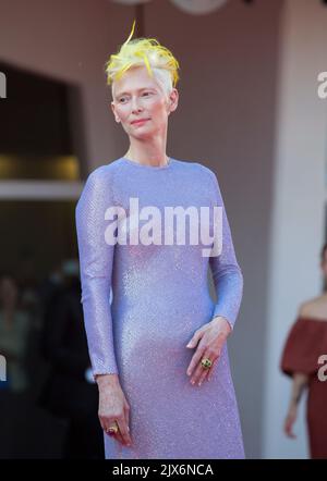 Venedig, Italien. 06. September 2022. VENEDIG, ITALIEN. 6. September 2022: Tilda Swinton bei der Premiere von „The Eternal Daughter“ auf den Internationalen Filmfestspielen von Venedig 79.. Picture: Kristina Afanasyeva/Featureflash Credit: Paul Smith/Alamy Live News Stockfoto