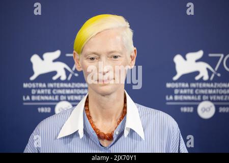 Lido Di Venezia, Italien. 06. September 2022. Tilda Swinton nimmt am 06. September 2022 in Venedig, Italien, an der Fotowand für die „Ewige Tochter“ beim Internationalen Filmfestival Venedig 79. Teil. © Foto: Cinzia Camela. Kredit: Unabhängige Fotoagentur/Alamy Live Nachrichten Stockfoto