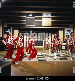 Das Kreuzwortspiel, Spielshow, Deutschland 1971, Mitwirkende: Ballett als Discogänger. Stockfoto