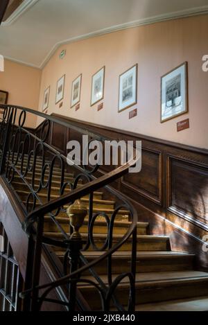 Treppe des Maison de Victor Hugo, Museum des Schriftstellerhauses, Marais, Paris, Frankreich Stockfoto