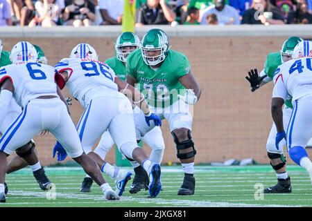 DENTON, TX - September 3.: .North Texas Mean Green Offensive Lineman Manase Mose (72) North Texas Mean Green Football vs SMU Mustangs at Apogee Stadium in Denton am 3.. September 2022 in Denton, Texas. (Foto von Manny Flores) Stockfoto