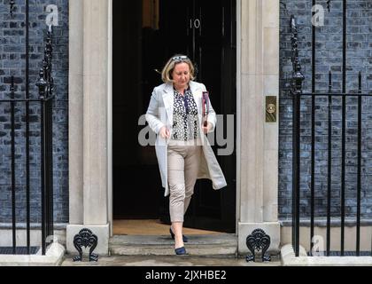 London, Großbritannien. 07. September 2022. Anne-Marie Trevelyan, MP, Staatssekretärin für Verkehr. Das neue Kabinett der Regierung unter Liz Truss trifft sich heute erstmals, später vor PMWS. Kredit: Imageplotter/Alamy Live Nachrichten Stockfoto