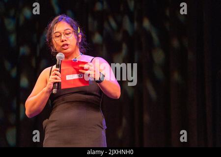 Sabrina Cruz“ bei der Gala-Vorführung der Buffer Awards. Stockfoto