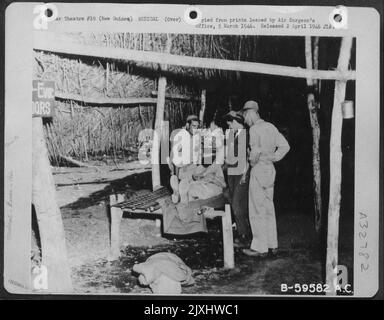 804. Medical Air Evacuation Transportgeschwader. 1. Installation in Nadzab, Neuguinea, Dezember 1943. Stockfoto