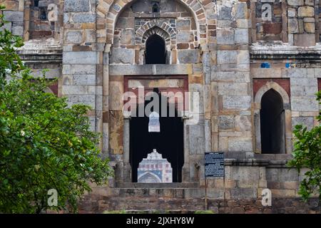 Mughal Architecture Inside Lodhi Gardens, Delhi, Indien, Beautiful Architecture Inside die drei-Kuppeln-Moschee in Lodhi Garden soll die Fr sein Stockfoto