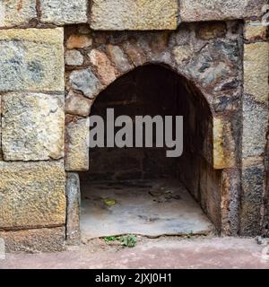 Mughal Architecture Inside Lodhi Gardens, Delhi, Indien, Beautiful Architecture Inside die drei-Kuppeln-Moschee in Lodhi Garden soll die Fr sein Stockfoto