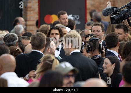 Can Yaman nimmt am 06. September 2022 in Venedig, Italien, am roten Teppich „Il Signore Delle Formiche“ auf den Internationalen Filmfestspielen von Venedig 79. Teil. â©Foto: Cinzia Camela. Stockfoto