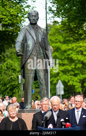Eine Rede von König Carl XVI Gustaf von Schweden bei den Feierlichkeiten zum 100. Geburtstag von Åland in Mariehamn, Finnland, am 09.06.2022. Foto: Rob Watkins/Alamy Stockfoto
