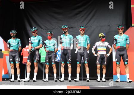 Aracena, Spanien. 07. September 2022. Bora-Hansgrohe-Fahrer im Bild vor der Etappe 17 der Ausgabe 2022 der „Vuelta a Espana“, Rundfahrt durch Spanien, von Aracena bis Monasterio de Tentudia (162,3km), Spanien, Mittwoch, 07. September 2022. BELGA FOTO DAVID PINTENS Kredit: Belga Nachrichtenagentur/Alamy Live News Stockfoto