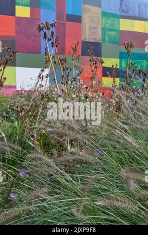 Atta Kwami Maria Lassing Prize Mural, DzidzƆ kple amenuveve (Joy and Grace), 2021-22 Serpentine North Gallery, London, UK Stockfoto