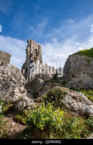 Ruinen von corfe Castle auf der Insel Purbeck in dorset uk, historische corfe Burgruinen, Burgruine, wilhelm der Eroberer, Burgmauer aus dem 11.. Jahrhundert Stockfoto