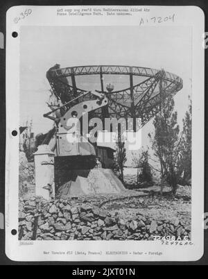 Deutsch Würzburg Riese Radarinstallation In Sete, Frankreich. [W?rzburg Riese FuMG 65 Radar.] Stockfoto