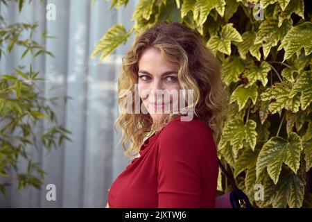 Venedig, Italien. 07. September 2022. VENEDIG, ITALIEN - 07. SEPTEMBER: Claudia Gerini kommt im Hotel Excelsior während der Internationalen Filmfestspiele Venedig 79. am 07. September 2022 in Venedig, Italien an. Kredit: dpa/Alamy Live Nachrichten Stockfoto