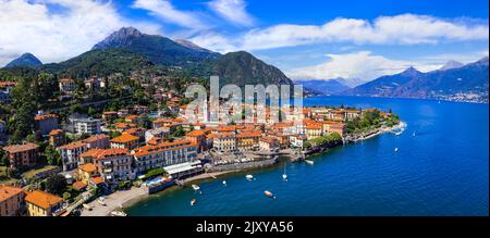 Stynning idyllische Seenlandschaft, erstaunlicher Lago di Como. Luftaufnahme der schönen Stadt Menaggio. Italien, Lombardei Stockfoto