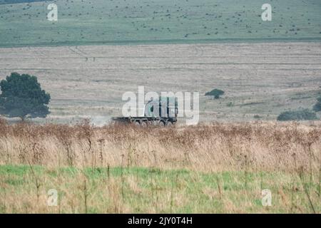 British Army MAN HX77 SV 8x8 EPLS Heavy Utility Truck in Aktion bei einer militärischen Übung Stockfoto