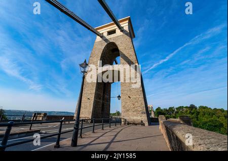 Eines der Clifton Suspension Bridge Towers Stockfoto