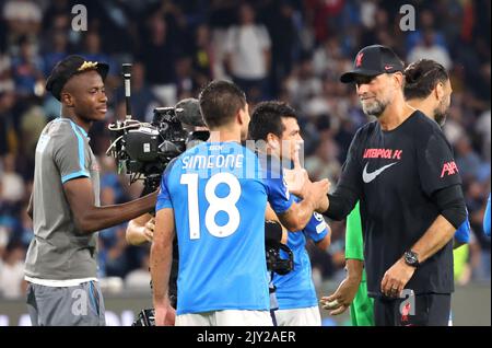 Neapel, Kampanien, Italien. 7. September 2022. Während des Champions-League-Fußballmatches SSC Napoli gegen FC Liverpool am 07. September 2022 im Diego Armando Maradona-Stadion in Neapel.in Bild: Coach Klop (Bildnachweis: © Fabio Sasso/ZUMA Press Wire) Bildnachweis: ZUMA Press, Inc./Alamy Live News Stockfoto