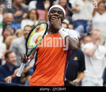 New York, Gbr. 07. September 2022. New York Flushing Meadows US Open Day 10 07/09/2022 Frances Tiafoe (USA) gewinnt Viertelfinalspiel Credit: Roger Parker/Alamy Live News Stockfoto