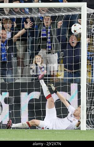 Brügge, Belgien. 07. September 2022. Leverkusens Torwart Lukas Hradecky im Bild während eines Fußballspiels zwischen dem belgischen Club Brugge KV und dem deutschen Bayer 04 Leverkusen, Mittwoch, 07. September 2022, in Brügge, am Eröffnungstag der Gruppenphase des UEFA Champions League Turniers. BELGA FOTO BRUNO FAHY Quelle: Belga Nachrichtenagentur/Alamy Live News Stockfoto