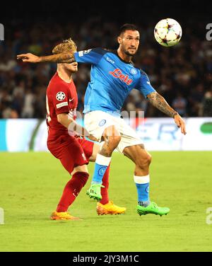 Neapel, Kampanien, Italien. 7. September 2022. MATTEO POLITANO von SSC Napoli in Aktion während des Champions League Fußballmatches SSC Napoli gegen FC Liverpool im Diego Armando Maradona Stadion. Napoli gewann 4:1 (Bildquelle: © Fabio Sasso/ZUMA Press Wire) Bildquelle: ZUMA Press, Inc./Alamy Live News Stockfoto