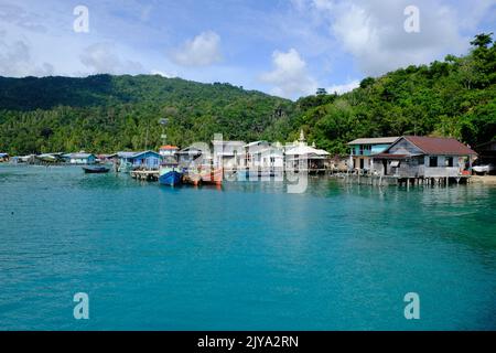 Indonesien Anambas-Inseln - Terempa Fischerdorf Siantan-Insel Stockfoto