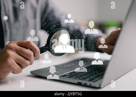Headhunting, Rekrutierung und Personalmanagement sind Ausdrücke, die verwendet werden, um die Auswahl von Führungskräften und Mitarbeitern zu beschreiben. Stockfoto