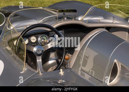 GROSSE POINTE SHORES, MI/USA - 19. JUNI 2022: Eine Corvette Stingray Racecar 1959, EyesOn Design Car Show, in der Nähe von Detroit, Michigan. Stockfoto