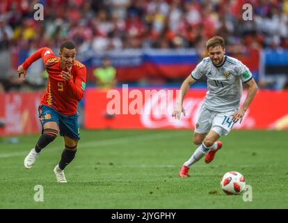 Moskau, Russland - 1. Juli 2018. Die spanische Fußballnationalmannschaft, der Flügelspieler Rodrigo, in Aktion während des FIFA Fußball-Weltmeisterschaft 2018 im Viertelfinale Spanien gegen Russland (1-1) Stockfoto