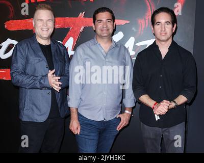 Los Angeles, Usa. 07. September 2022. LOS ANGELES, KALIFORNIEN, USA - 07. SEPTEMBER: Josh Heald, Jon Hurwitz und Hayden Schlossberg kommen zur Los Angeles Premiere von Netflix's 'Cobra Kai' Saison 5, die am 7. September 2022 im Los Angeles State Historic Park in Los Angeles, Kalifornien, USA, stattfand. (Foto von Xavier Collin/Image Press Agency) Quelle: Image Press Agency/Alamy Live News Stockfoto