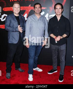 Los Angeles, Usa. 07. September 2022. LOS ANGELES, KALIFORNIEN, USA - 07. SEPTEMBER: Josh Heald, Jon Hurwitz und Hayden Schlossberg kommen zur Los Angeles Premiere von Netflix's 'Cobra Kai' Saison 5, die am 7. September 2022 im Los Angeles State Historic Park in Los Angeles, Kalifornien, USA, stattfand. (Foto von Xavier Collin/Image Press Agency) Quelle: Image Press Agency/Alamy Live News Stockfoto
