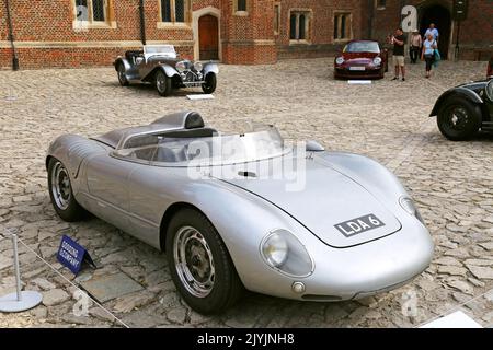 Porsche 550 Spyder (1956) verkauft für £2.025.000. Gooding Classic Car Auction, 3. September 2022. Hampton Court Palace, London, Großbritannien, Europa Stockfoto
