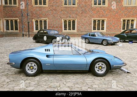 Ferrari Dino 246 GTS (1973) wurde für 405.000 £verkauft. Gooding Classic Car Auction, 3. September 2022. Hampton Court Palace, London, Großbritannien, Europa Stockfoto