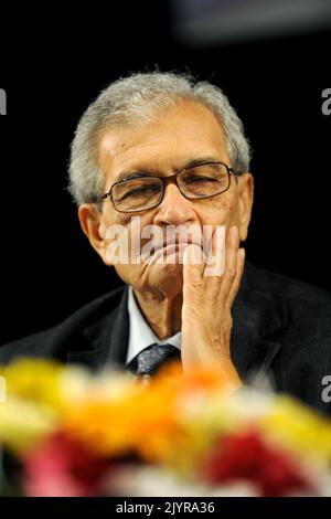 Dhaka, Bangladesch - 28. Dezember 2011: Amartya Kumar Sen, der Gewinner des Nobelpreis für Wirtschaftswissenschaften, ist ein indischer Bengali. Er kam nach Banglad Stockfoto