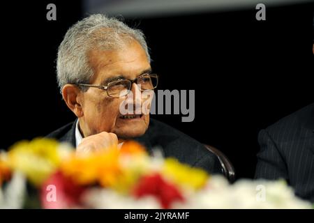 Dhaka, Bangladesch - 28. Dezember 2011: Amartya Kumar Sen, der Gewinner des Nobelpreis für Wirtschaftswissenschaften, ist ein indischer Bengali. Er kam nach Banglad Stockfoto