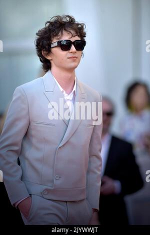 Venedig, Italien. 07. September 2022. VENEDIG, ITALIEN - 07. SEPTEMBER: Zen McGrath besucht den roten Teppich „The Son“ beim Internationalen Filmfestival Venedig 79. am 07. September 2022 in Venedig, Italien. Kredit: dpa/Alamy Live Nachrichten Stockfoto