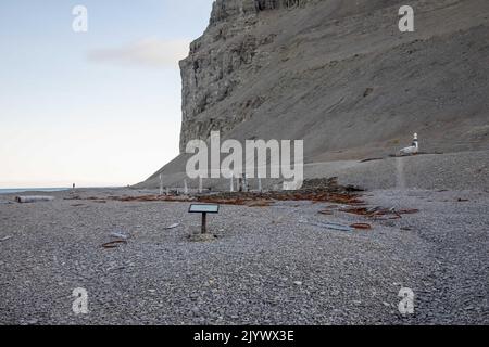 Ruinen der Northumberland Hütte auf Beechy Island auf Erebus und Terror Bay, Devon Island, Nunavut, Kanada. Stockfoto