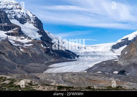 Athabasca-Gletscher am Columbia Icefield im Jasper National Park entlang des Icefields Parkway in Kanada Stockfoto