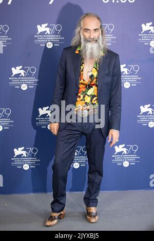 Warren Ellis nimmt am 08. September 2022 in Venedig, Italien, an der Fotozelle für „Blonde“ beim Internationalen Filmfestival von Venedig 79. Teil. ©Foto: Cinzia Camela. Stockfoto