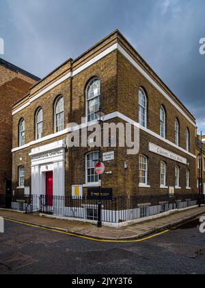 GraceLife London in der Woodbridge Chapel Clerkenwell London. GraceLife London ist eine evangelische Kirche in der denkmalgeschützten Woodbridge Chapel Clerkenwell, Stockfoto