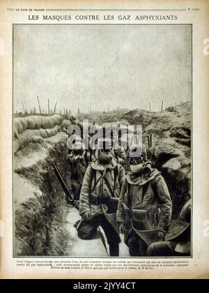 Französische Soldaten tragen Gasmasken, um sich während des Ersten Weltkriegs vor Gasangriffen zu schützen. 1915 Stockfoto