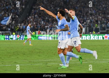 Stadio Olimpico, Rom, Italien. 8. September 2022. Fußball der UEFA Europa League, SS Lazio gegen Feyenoord; nach dem Tor für 2-0 in der 15.-minütigen Spielzeit feiert er: Action Plus Sports/Alamy Live News Stockfoto