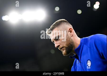 Mailand, Italien. 07. September 2022. Milan Skriniar vom FC Internazionale blickt auf das Fußballspiel der UEFA Champions League zwischen dem FC Internazionale und dem FC Bayern München zurück. Kredit: Nicolò Campo/Alamy Live Nachrichten Stockfoto