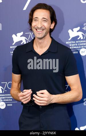 Adrien Brody nimmt am 07. September 2022 an der Fotoschau von „Blonde“ während des Internationalen Filmfestivals von Venedig 79. im Palazzo del Casino auf dem Lido in Venedig, Italien, Teil. Stockfoto