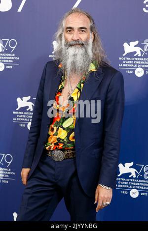 Warren Ellis nimmt am 07. September 2022 an der Fotoschau von „Blonde“ während des Internationalen Filmfestivals von Venedig 79. im Palazzo del Casino auf dem Lido in Venedig, Italien, Teil. Stockfoto