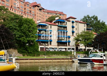 Westlake Apartments und The Villas by Rocky River in Rocky River, Ohio Stockfoto