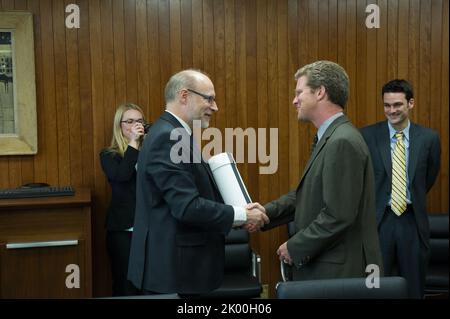 Besuch des schwedischen Ministers für öffentliche Verwaltung und Wohnungswesen, Stefan Attefall, und seiner Mitarbeiter im HUD-Hauptquartier zum Treffen mit dem Sekretär Shaun Donovan, Mitarbeiter. Stockfoto