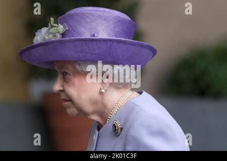 Vatikanstadt, Vatikan, 03. April 2014. Königin Elisabeth II. Trifft Papst Franziskus zu einer privaten Audienz im Vatikan. Quelle: Maria Grazia Picciarella/Alamy Live News Stockfoto