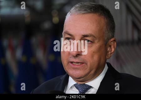 Brüssel, Belgien. 09. September 2022. Minister Jozef SIKELA bei einem Treffen der EU-Energieminister, um am 9. September 2022 am EU-Hauptsitz in Brüssel, Belgien, Lösungen für steigende Energiepreise zu finden. Kredit: ALEXANDROS MICHAILIDIS/Alamy Live Nachrichten Stockfoto