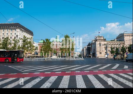 Belgrad, Serbien - 24. Juli 2022: Nationalmuseum und Platz der Republik in der Innenstadt von Belgrad in der Hauptstadt der Republik Serbien Stockfoto